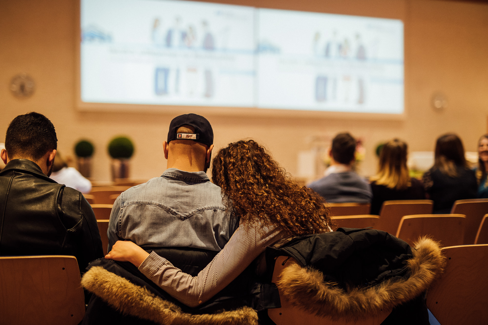 Export x3 1DX22177 KVZ Diplomfeier Handelsschule&HWD