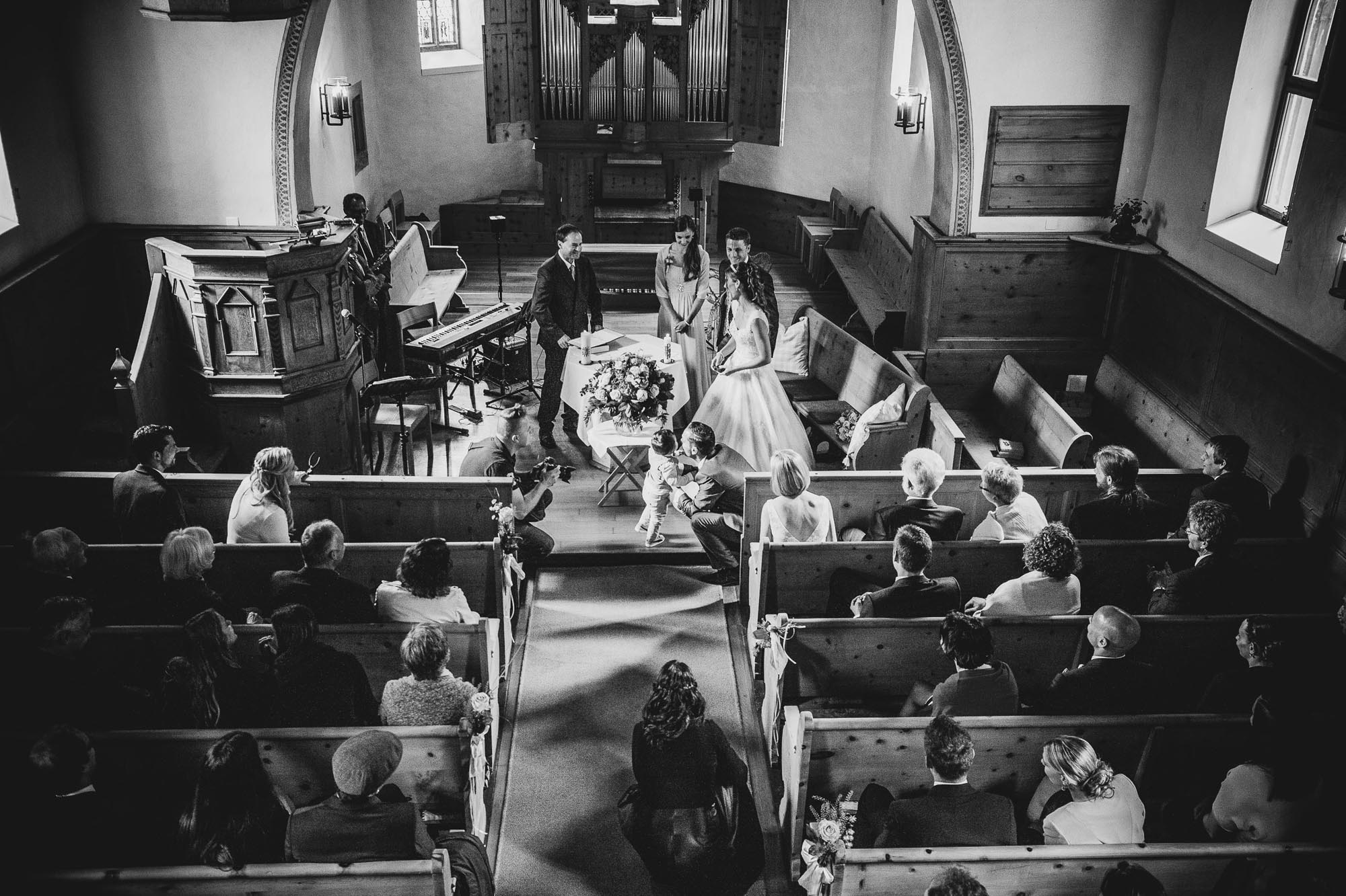 Nina und Richard hochzeit berguen kurhaus 1076