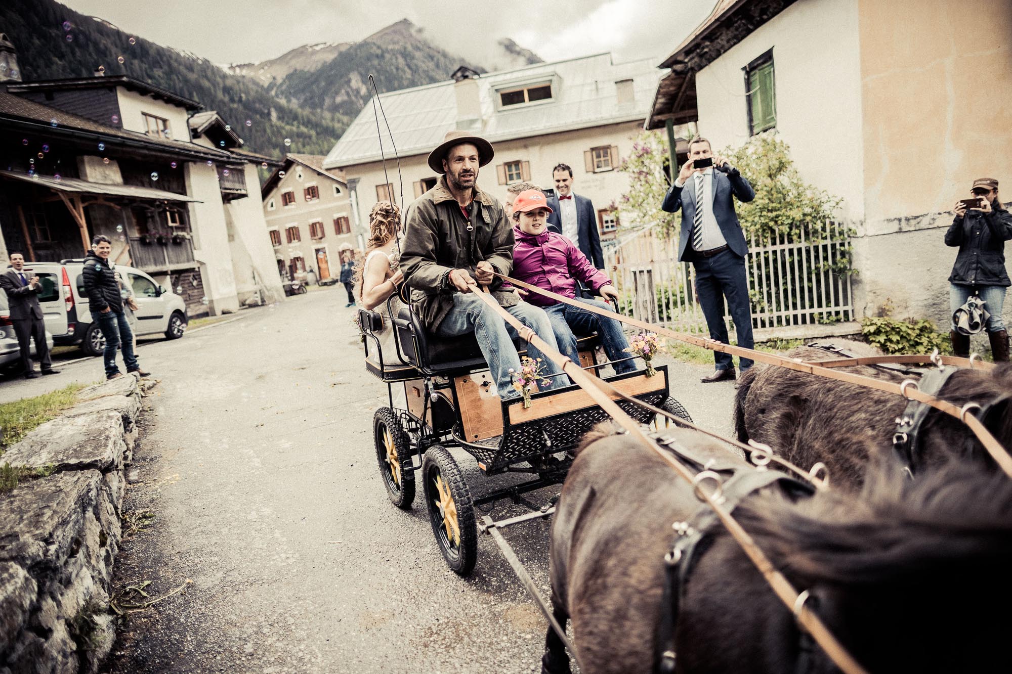 Nina und Richard hochzeit berguen kurhaus 24188