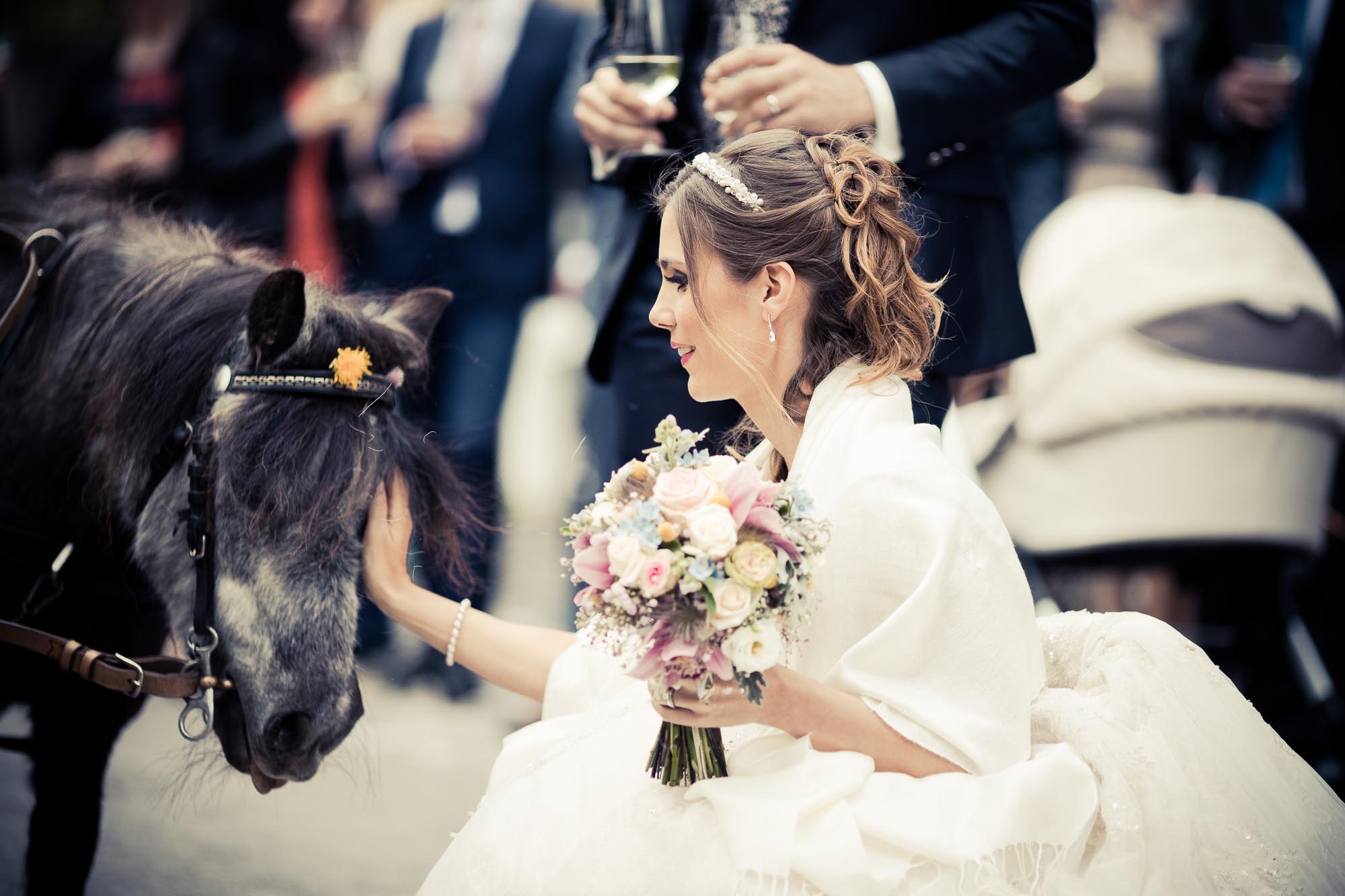 Nina und Richard hochzeit berguen kurhaus 24317