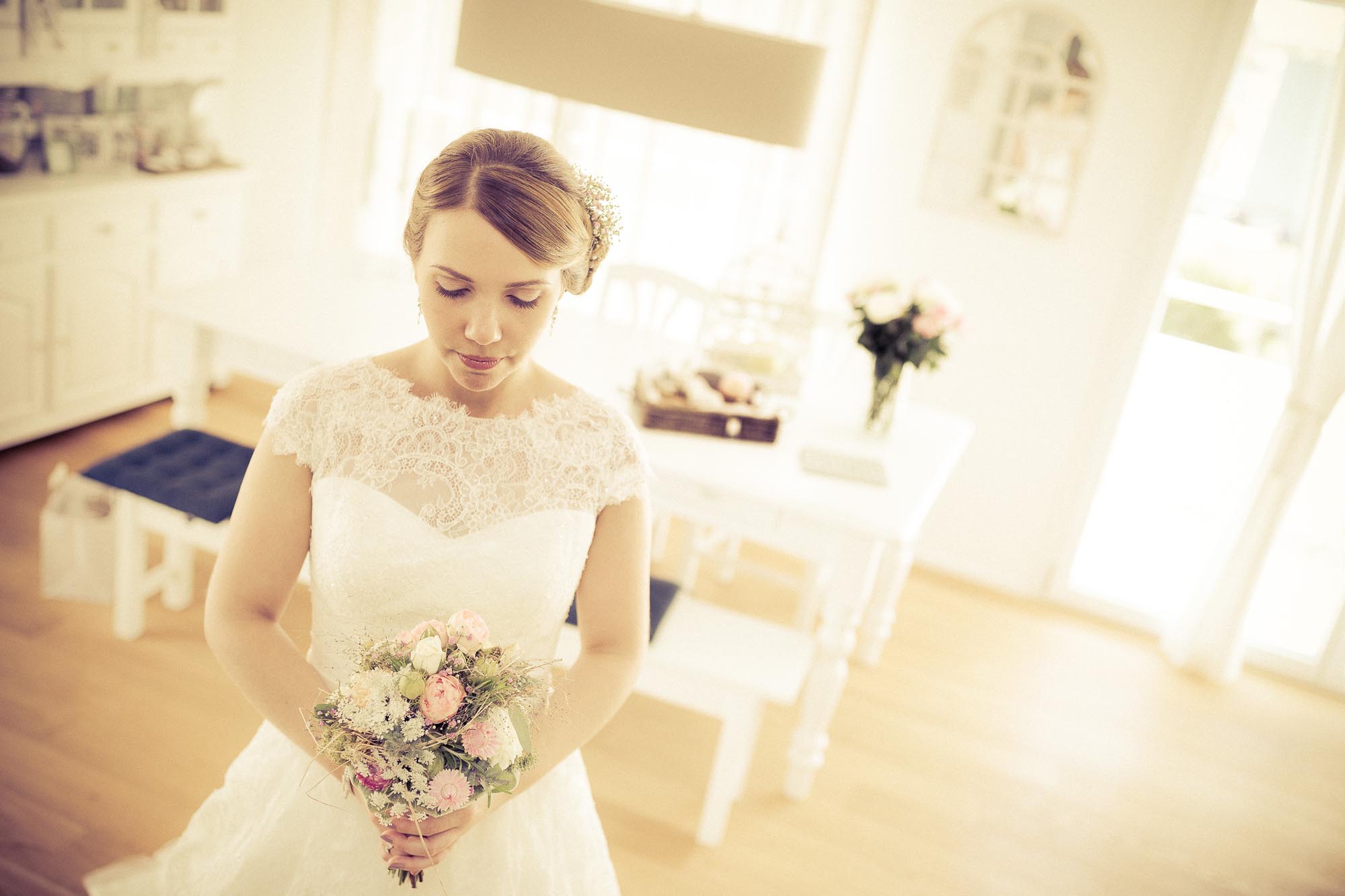 Export medium 1875 2